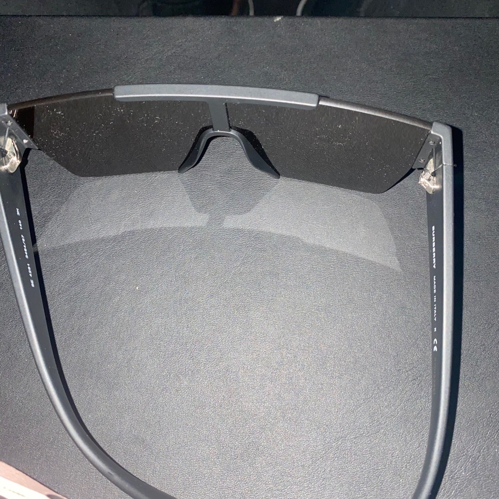 Sunglasses - image 5